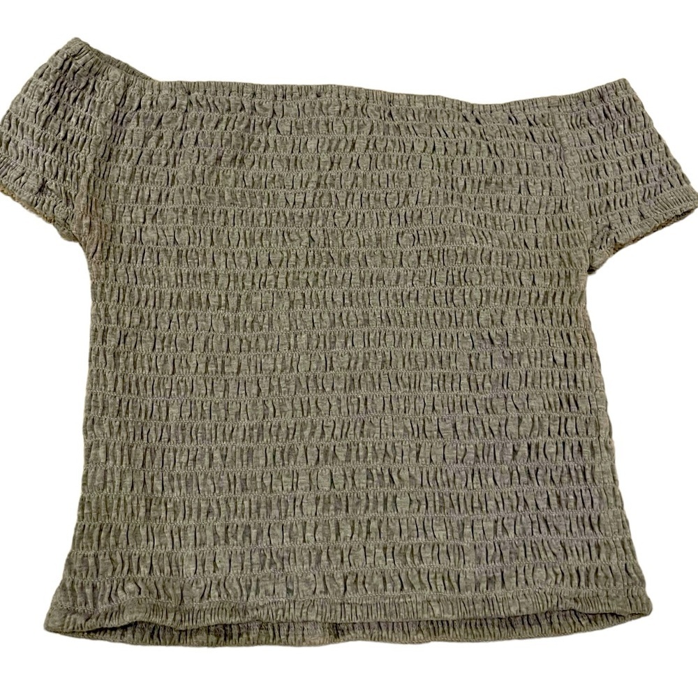 Fiore’s Smocked Olive Green Crop Top (Size M/L)